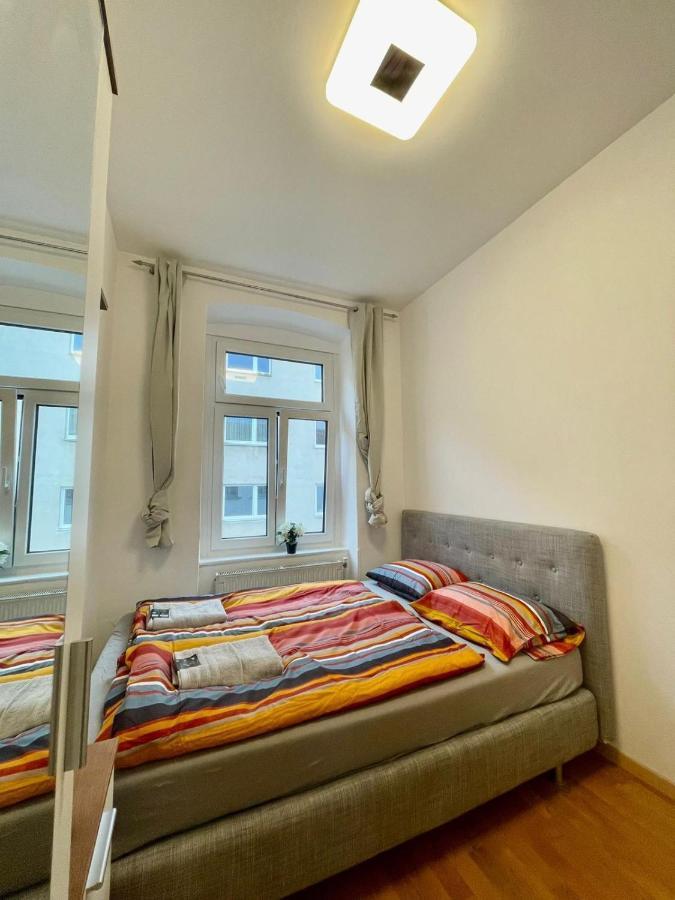 Ferienwohnung Deluxe Studio 3P Th Wien Exterior foto