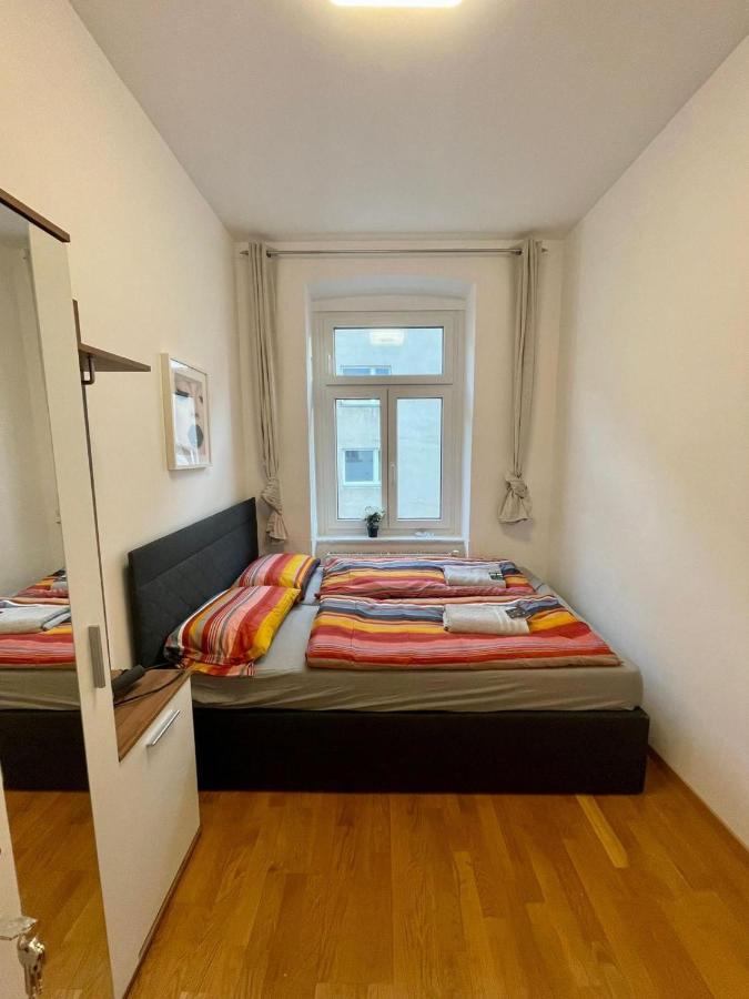 Ferienwohnung Deluxe Studio 3P Th Wien Exterior foto